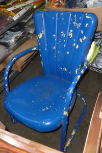 Vintage metal chair just needs some paint