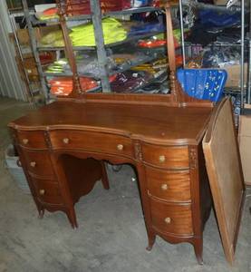 Vintage dresser with mirror  48 inches wide x 20 tall x 13 deep  mirror is 26x29
