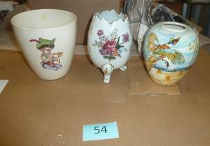 3 Vintage vases