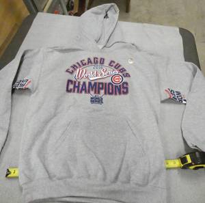 Chicago Cubs 2016 World Series Champions sweatshirt size Large