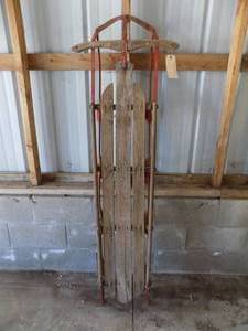 lot 6 image: Vintage wooden sled 66 long