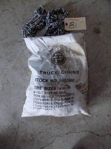 lot 81 image: New Tire chains 15
