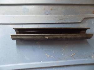 lot 82 image: Scaffolding clips