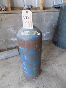 lot 85 image: CO2 tank