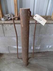 lot 99 image: Post hole drivers