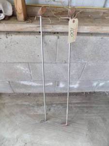 lot 100 image: 2-0Rebar lifters