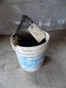 lot 105 image: Rebar ties and twisters with knee pads