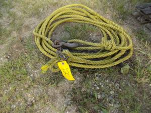 lot 127 image: 50 feet rope with hook