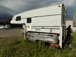 lot 164 image: North Star Slide in Camper with Pickup box trailer - for parts or repair
