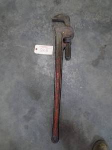lot 203 image: 36 Ridged Pipe Wrench