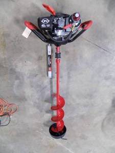 lot 232 image: LP Ice Auger Eskimo (Like New)