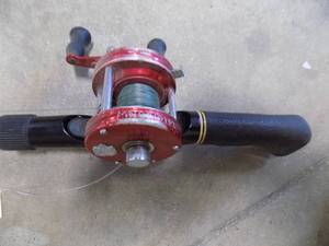 lot 252 image: Rod & Reel