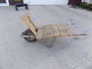 lot 265 image: Wheelbarrow wood hauler