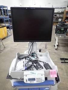 Rubbermaid&nbsp9M38RXD35 Medical Cart