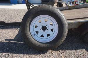 lot 9 image: trailer tire