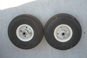 lot 20 image: tires