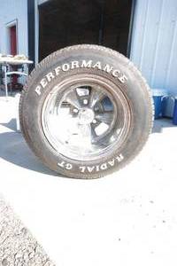 lot 21 image: Cragar SS wheel