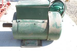 lot 28 image: electric motor