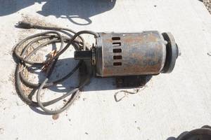 lot 30 image: electric motor