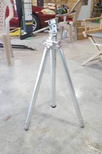 lot 63 image: tri pod