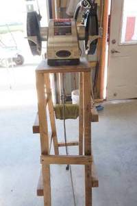 lot 72 image: bench grinder