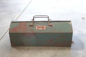 lot 76 image: tool box