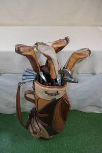 lot 210 image: Vintage Golf Clubs with Bag