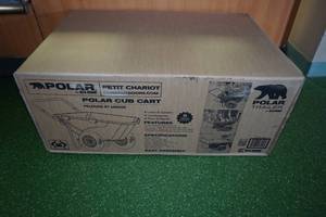 lot 1 image: NEW Clam Polar Cub Garden Utility Cart