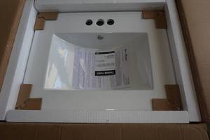 lot 5 image: Swiss Madison 24 Vanity Top Bathroom Sink