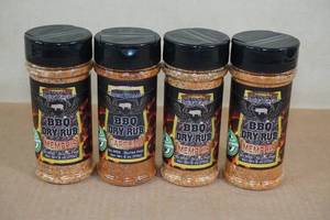 lot 22 image: Croix Valley BBQ Dry Rub