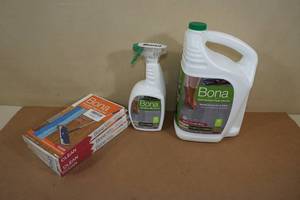 lot 53 image: Bona Floor Cleaner Spray With Refill, Microfiber Cleaning Pads