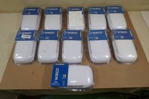 lot 71 image: HeathZenith Wired Doorbells