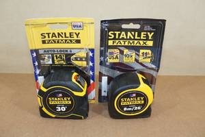 lot 74 image: Stanley Fatmax Tape Measures - 30, 26