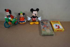 lot 101 image: Vintage Mickey Mouse Collectables and Toys