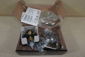 lot 141 image: Delta Tub and Shower Set