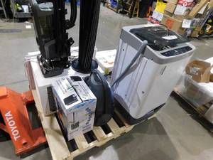 lot 24 image: WHOLESALE PALLET LOT OF GENERAL MERCHANDISE