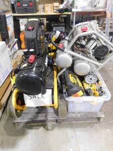 lot 29 image: ASSORTED POWER TOOLS LOT - PARTS  REPAIR