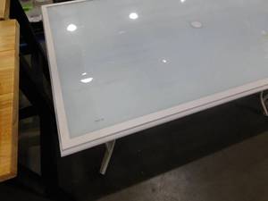 lot 35 image: Hampton Bay Riverbrook Shell White Rectangular Glass Top Aluminum Outdoor Patio Dining Table