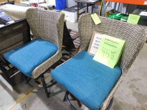 lot 45 image: (2) OUTDOOR SWIVAL PATIO CHAIRS