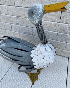 lot 30 image: Darling Metal Duck Decorative Figurine