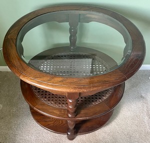 lot 100 image: Gorgeous Vintage Tiered Glass Top Accent Table