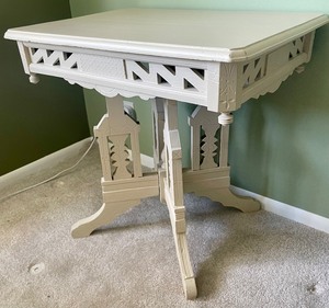 lot 101 image: Vintage Painted ParlorTable
