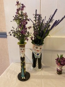 lot 60 image: 4 Ganz Bella Casa Vases by Susan Paley