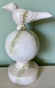 lot 141 image: Birds Birds Birds Collection of Lovely Bird Figurines