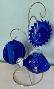 lot 154 image: Beach and Ocean Themed Cobalt Blue Glass Decor