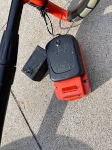lot 218 image: Black and Decker Grasshog Cordless Edger  Trimmer Model NST2018G