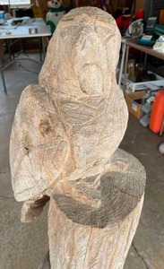 lot 253 image: 1973 Art Lutter Eagle Wood Carving