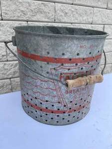 lot 269 image: Vintage Falls City Minnow Bucket With Awesome Graphics