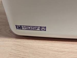 lot 207 image: Plastic UtilityLaundry Sink