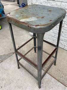lot 277 image: Vintage Metal Stool